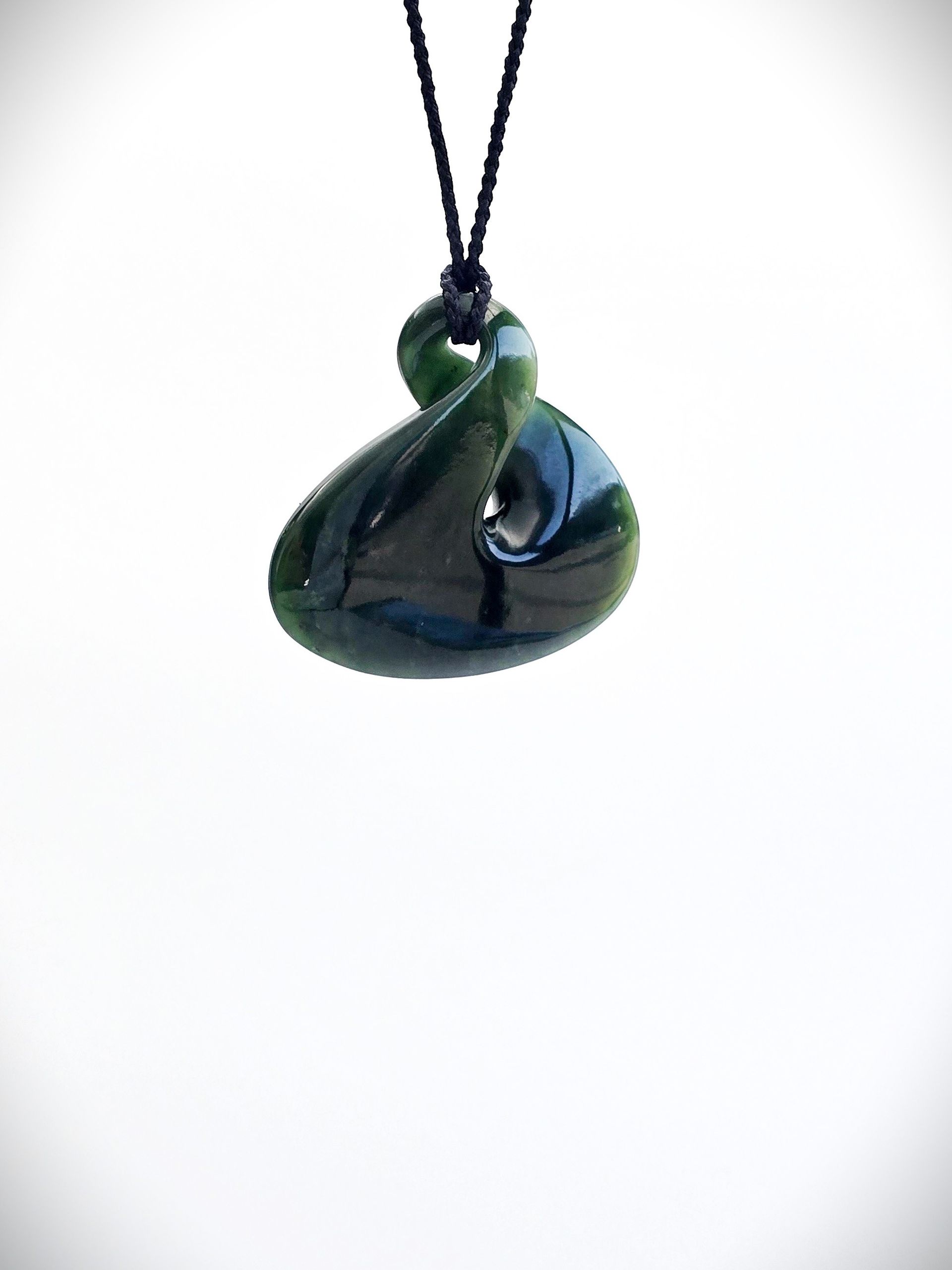 Moko Pounamu Single Pikorua (Twist) NZ Genuine Kawakawa Greenstone - Hohaia