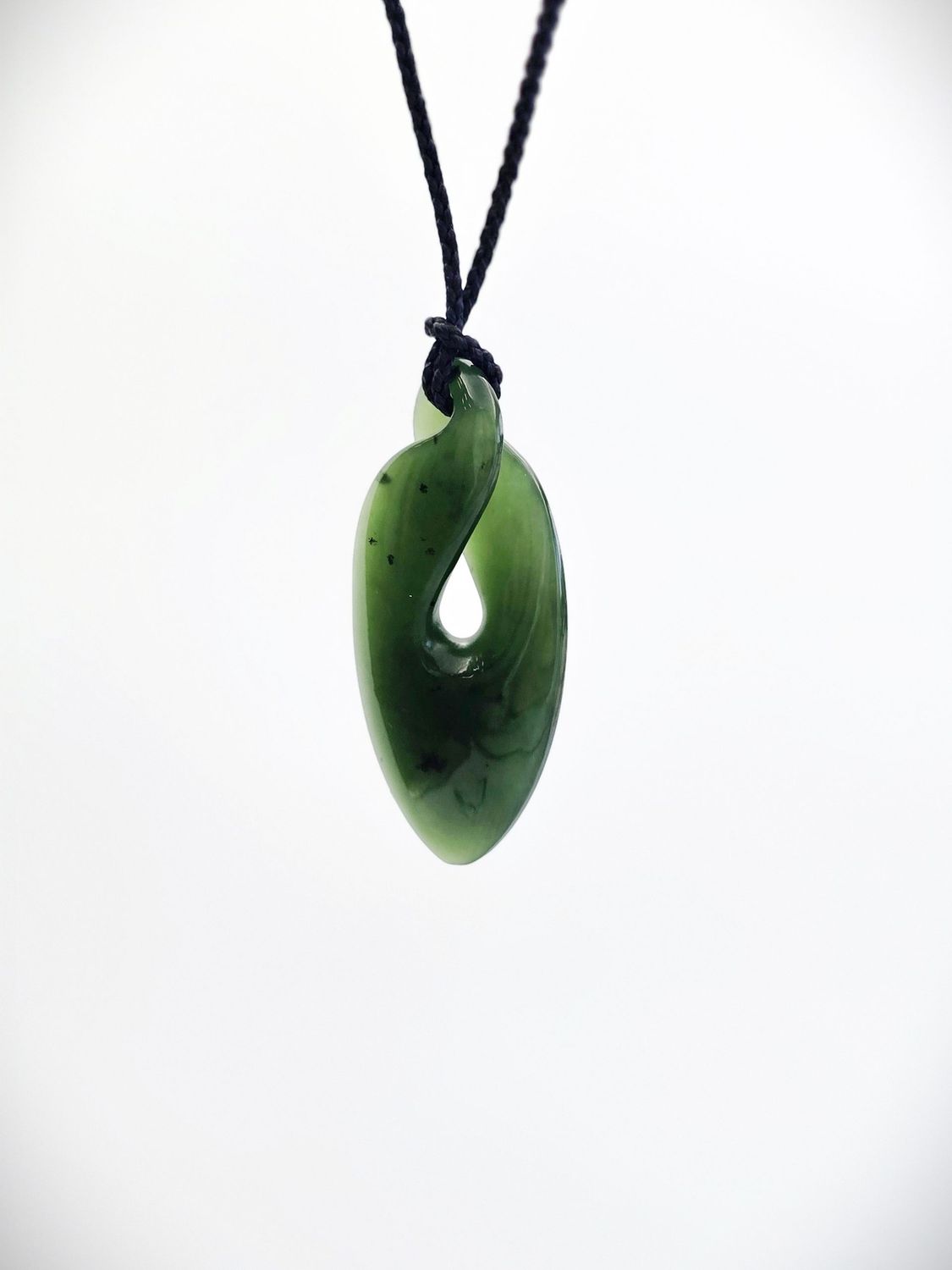 Moko Pounamu Single Pikorua (Twist) NZ Genuine Kawakawa Greenstone - Kuku