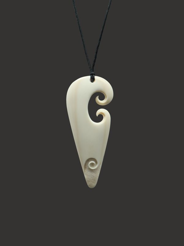 Moko Pounamu Koru Bone Carving - Rangamahoe