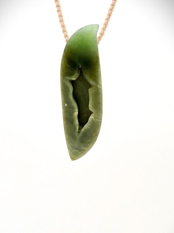 Moko Pounamu Kuru (Drop) NZ Genuine Kahurangi Greenstone - Parawai