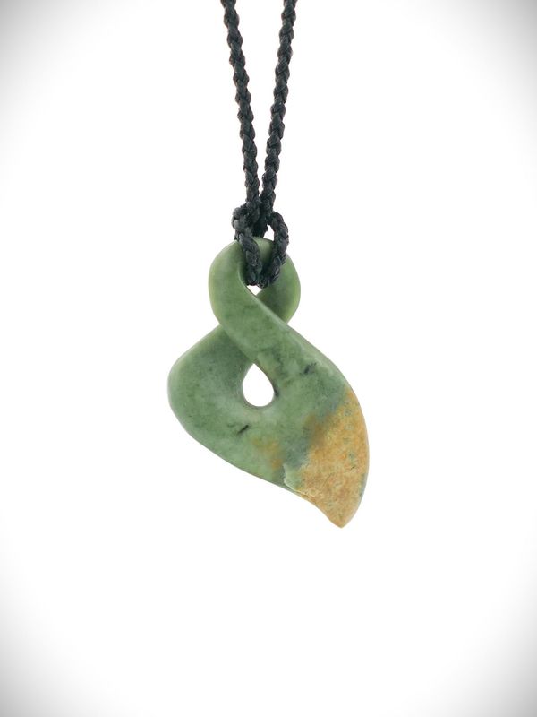 Moko Pounamu Single Pikorua (Twist) Genuine NZ Auhunga Greenstone - Moutoa