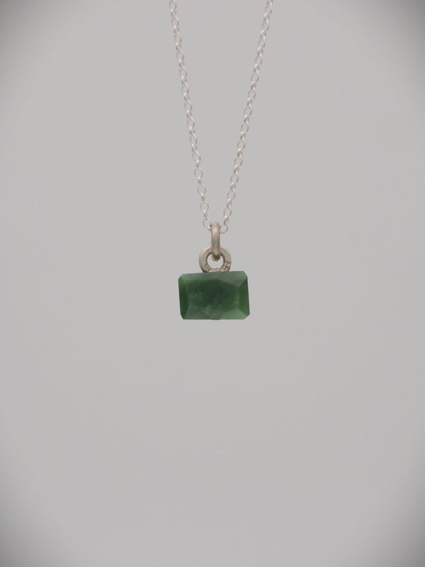 Moko Pounamu Genuine NZ Kahurangi Greenstone & Sterling Silver Faceted Rivet Rock Pendant - Taunoka