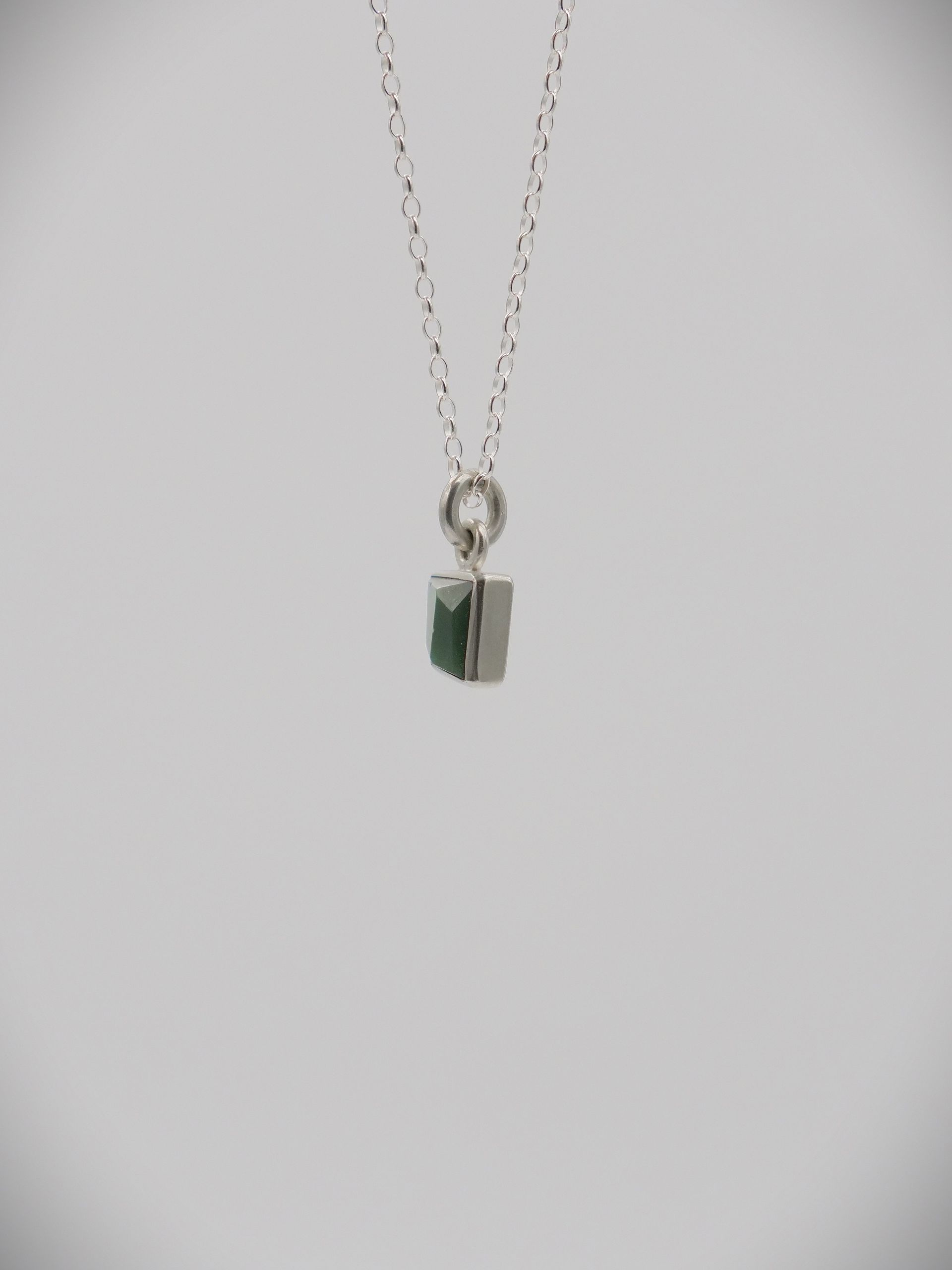 Moko Pounamu Genuine NZ Kawakawa Greenstone & Sterling Silver Faceted Geometric Pendant - Parinui