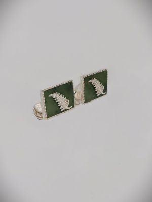 Moko Pounamu Vintage Greenstone and Silver Fern Cufflinks - CL5 - SALE Moko Pounamu Vintage Greenstone and Silver Fern Cufflinks - CL5 - SALE