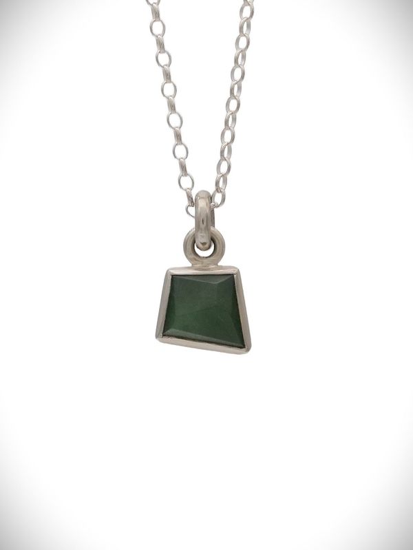 Moko Pounamu Genuine NZ Kawakawa Greenstone & Sterling Silver Faceted Geometric Pendant - Tariki