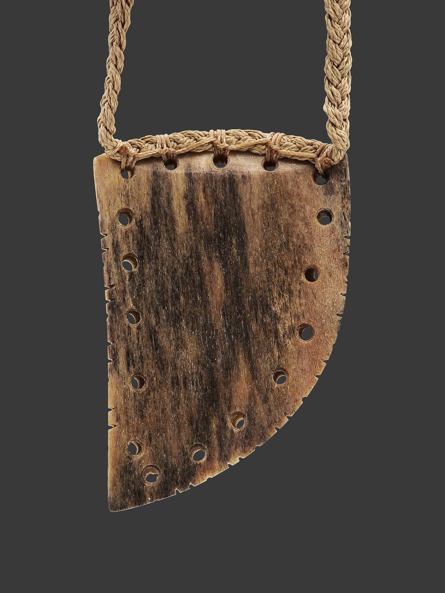 Moko Pounamu, Rei Niho Genuine Whale Bone Carving - Kanuka