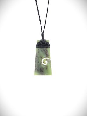 Moko Pounamu Toki NZ Genuine Hapopo Greenstone -