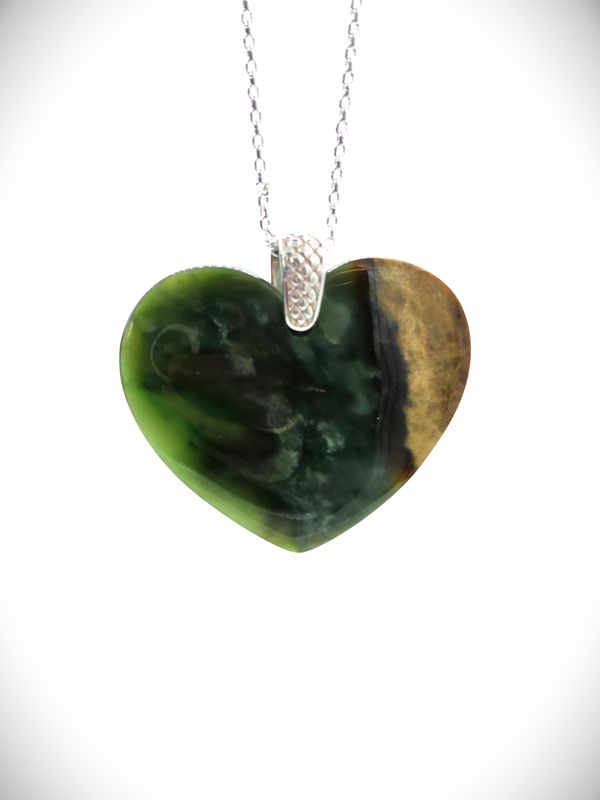 Moko Pounamu Heart NZ Genuine Kawakawa Greenstone Sterling Silver Pendant - Korihi