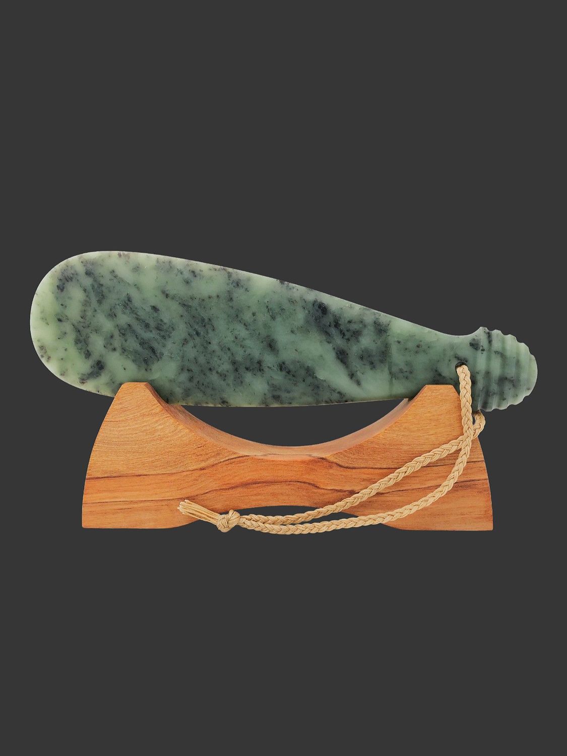 Moko Pounamu Mere NZ Genuine Hapopo Pounamu - Motutara Moko Pounamu Mere NZ Genuine Hapopo Pounamu - Motutara
