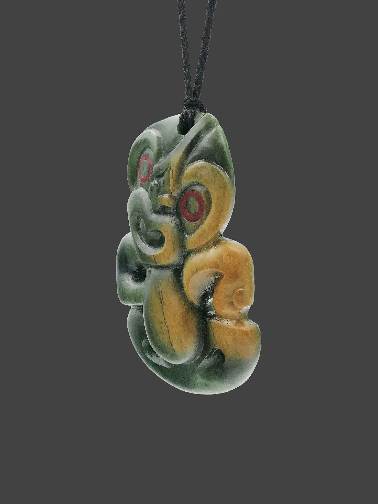 Moko Pounamu Hei Tiki Genuine NZ Kawakawa Flower Greenstone - Kaitakata
