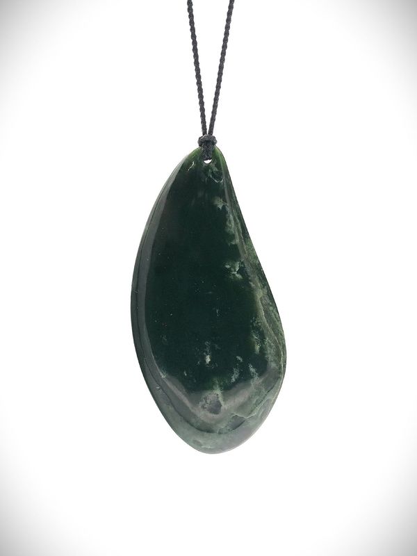 Moko Pounamu Roimata (Teardrop) NZ Genuine Kawakawa Flower Greenstone - Motiti Moko Pounamu Roimata (Teardrop) NZ Genuine Kawakawa Flower Greenstone - Motiti