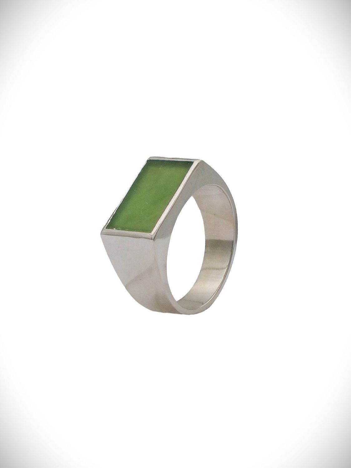 Moko Pounamu Kahurangi Pounamu & Sterling Silver Ring Moko Pounamu Kahurangi Pounamu & Sterling Silver Ring