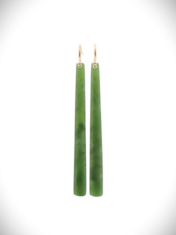 Moko Pounamu NZ Kahurangi Greenstone & 9ct Gold Earrings - Oakura Moko Pounamu NZ Kahurangi Greenstone & 9ct Gold Earrings - Oakura