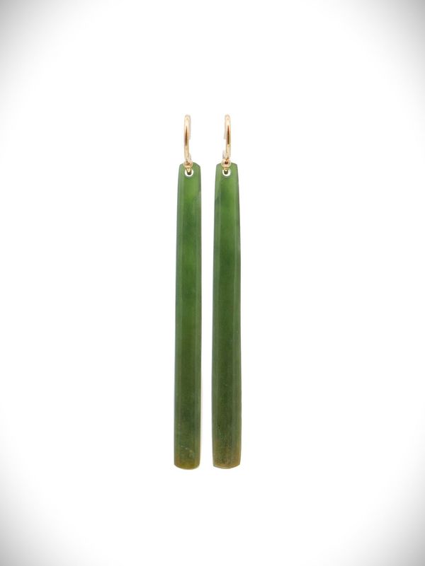 Moko Pounamu NZ Kahurangi Greenstone & 9ct Gold Earrings - Rahotu Moko Pounamu NZ Kahurangi Greenstone & 9ct Gold Earrings - Rahotu