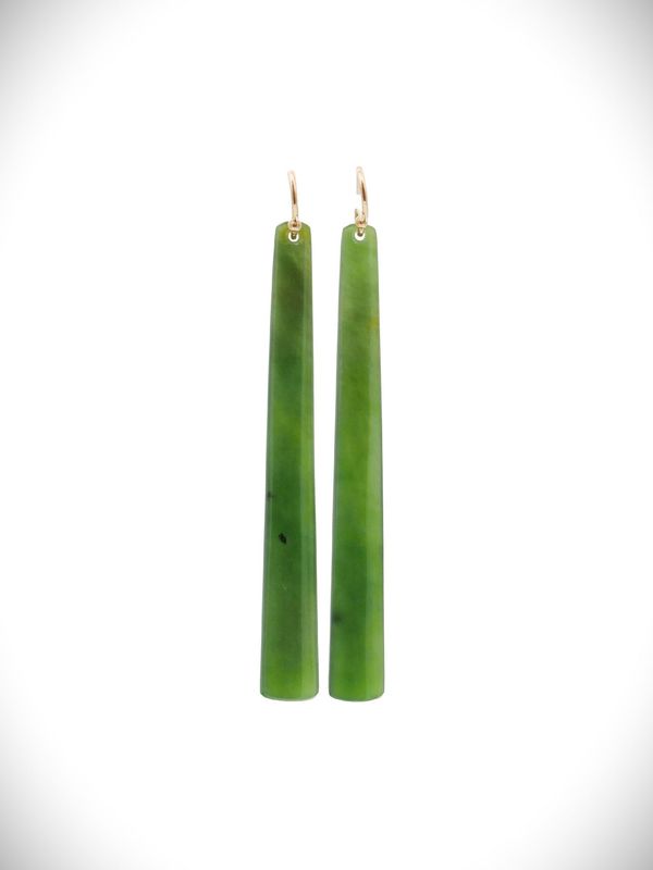 Moko Pounamu NZ Kahurangi Greenstone & 9ct Gold Earrings - Pukeiti Moko Pounamu NZ Kahurangi Greenstone & 9ct Gold Earrings - Pukeiti