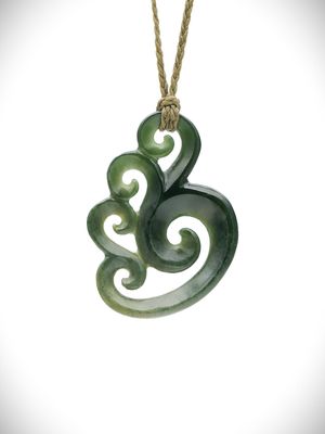 Moko Pounamu Contemporary Koru Design NZ Genuine Kawakawa Flower Greenstone - Maraeroa Moko Pounamu Contemporary Koru Design NZ Genuine Kawakawa Flower Greenstone - Maraeroa