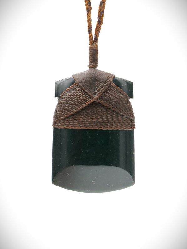 Moko Pounamu Toki NZ Genuine Tangiwai Greenstone - Whananaki