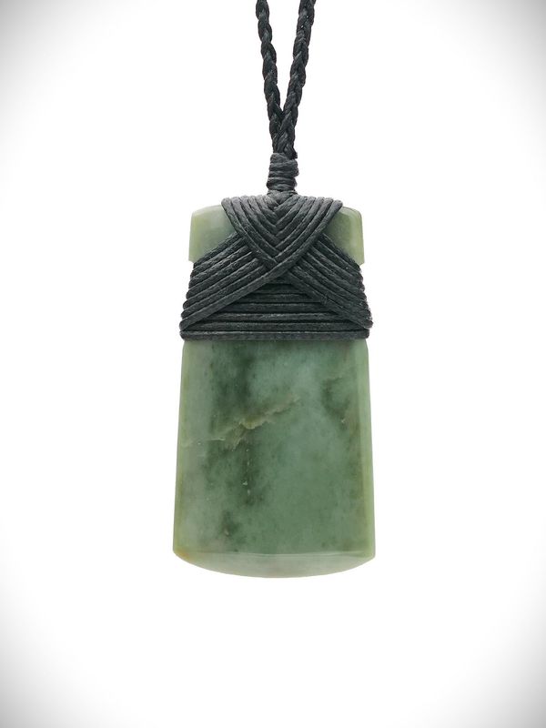 Moko Pounamu Toki NZ Genuine Inanga Greenstone - Whakapara Moko Pounamu Toki NZ Genuine Inanga Greenstone - Whakapara