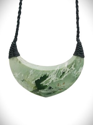 Moko Pounamu Kouma (Breastplate) NZ Genuine Kahurangi Flower Greenstone - Aromaunga