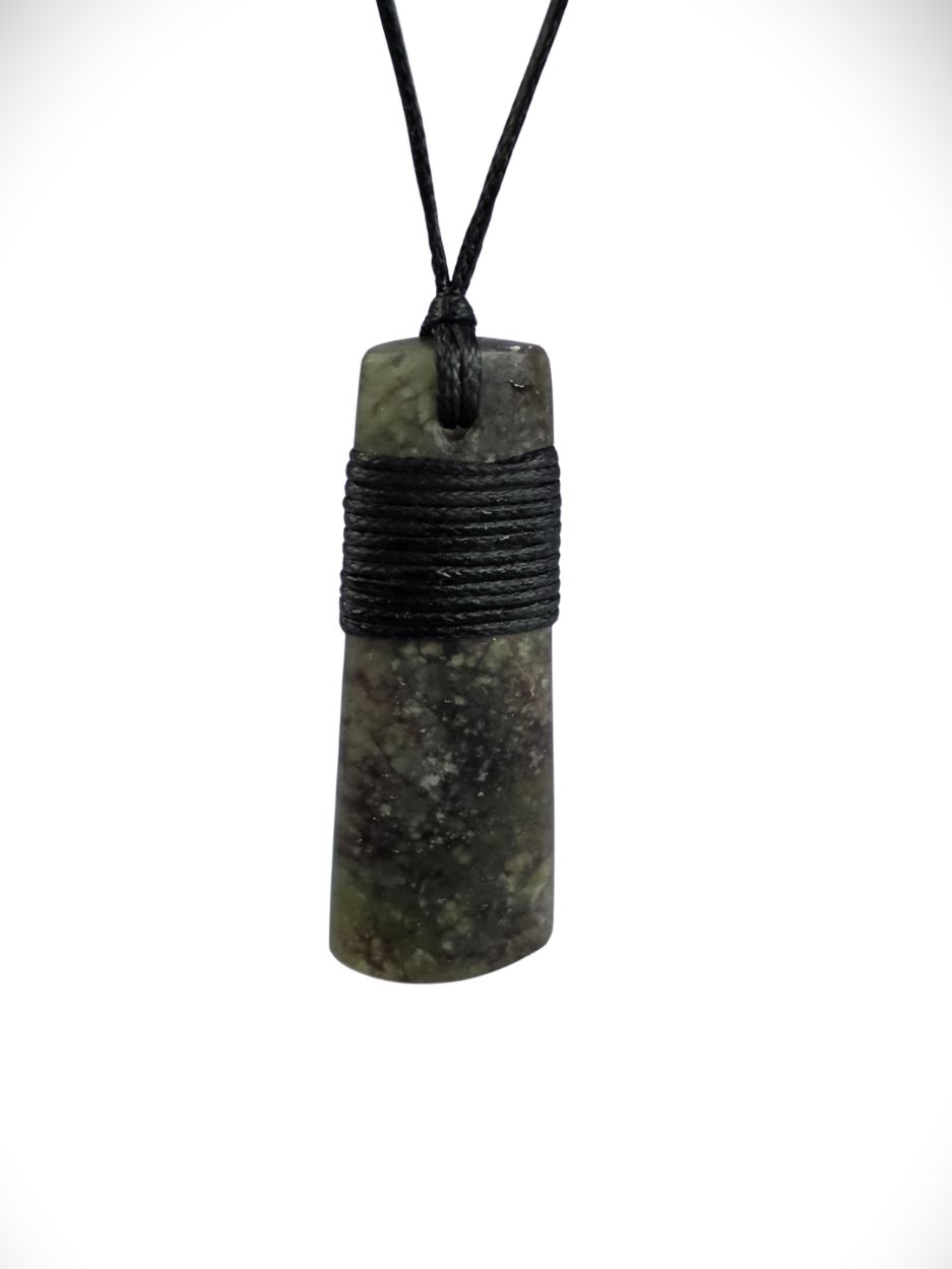Moko Pounamu Toki NZ Genuine Hapopo Greenstone - Karearea