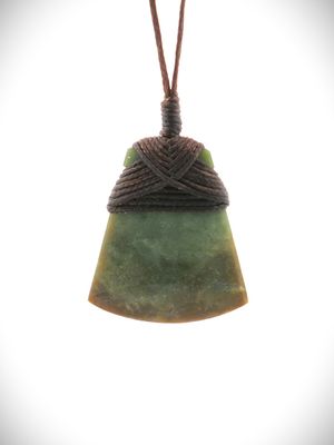 Moko Pounamu Toki Genuine NZ Raukaraka Greenstone - Komiti Moko Pounamu Toki Genuine NZ Raukaraka Greenstone - Komiti