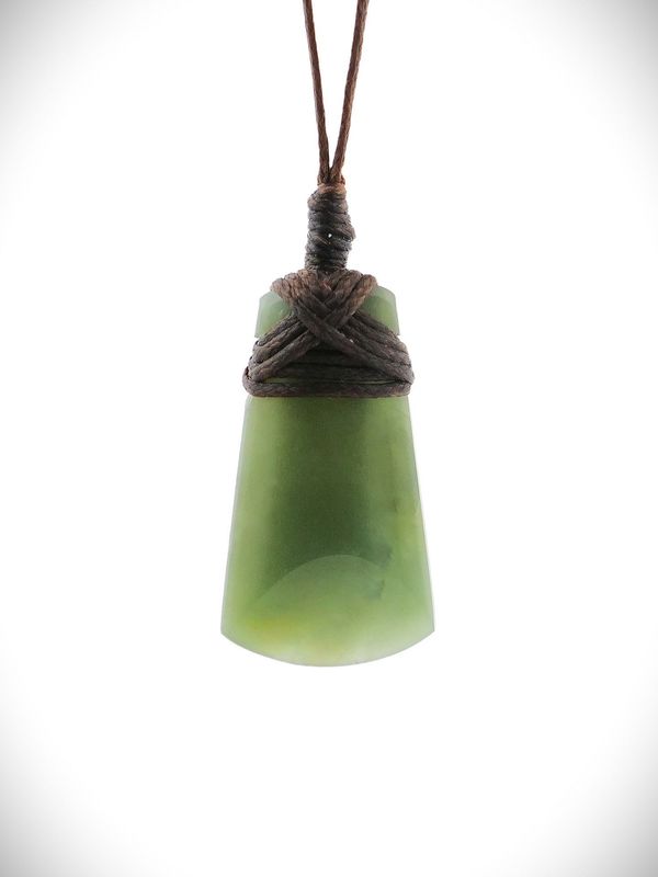 Moko Pounamu Toki Genuine NZ Kawakawa Greenstone - Paranui Moko Pounamu Toki Genuine NZ Kawakawa Greenstone - Paranui