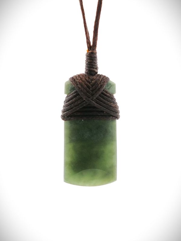 Moko Pounamu Toki Genuine NZ Kawakawa Greenstone - Puketu Moko Pounamu Toki Genuine NZ Kawakawa Greenstone - Puketu
