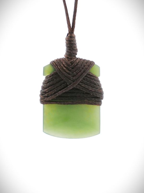 Moko Pounamu Toki Genuine NZ Kahurangi Greenstone - Puwheke Moko Pounamu Toki Genuine NZ Kahurangi Greenstone - Puwheke