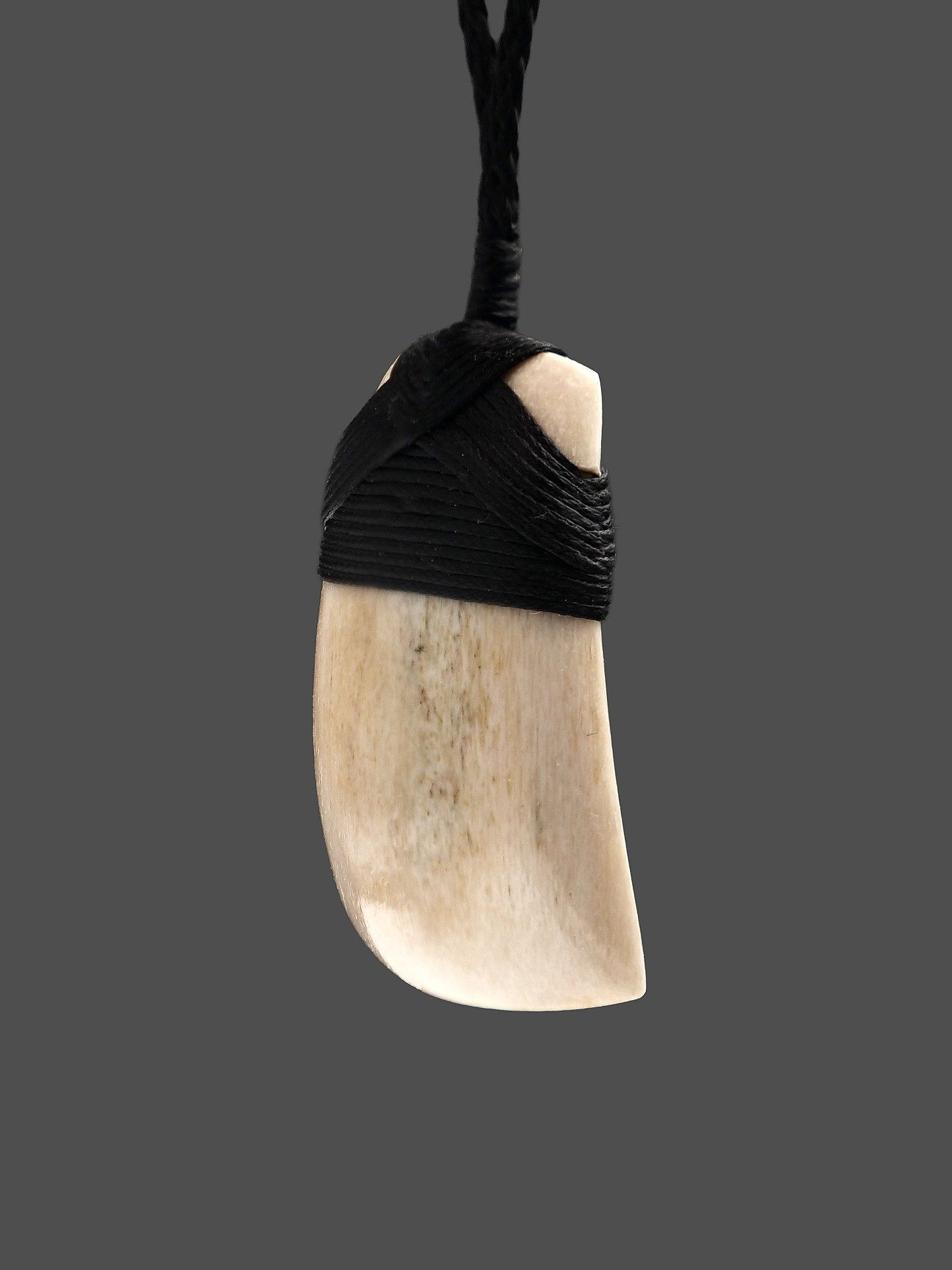 Moko Pounamu,  Toki Genuine Whale Bone Carving - Pukemahana
