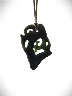 Moko Pounamu Manaia NZ Genuine Kawakawa Greenstone - Tikitiki Moko Pounamu Manaia NZ Genuine Kawakawa Greenstone - Tikitiki