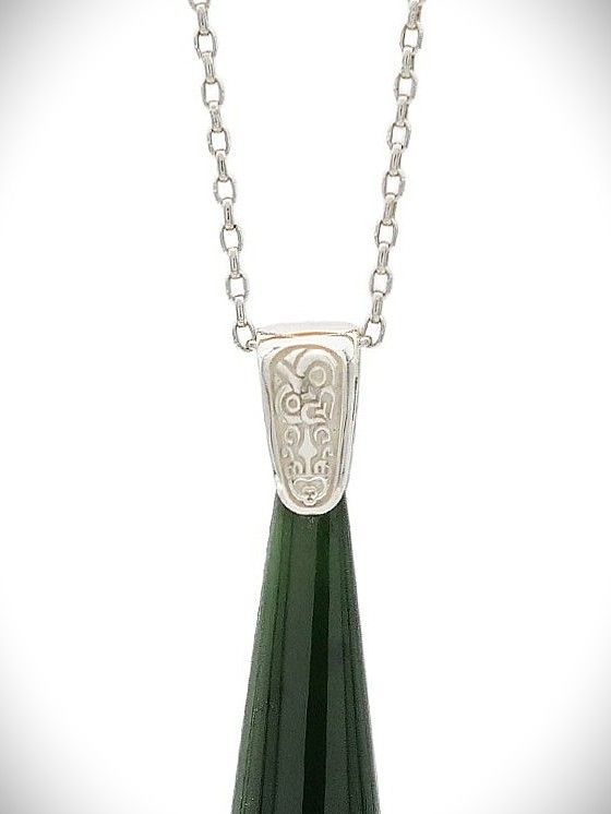 Moko Pounamu Toki Genuine NZ Kawakawa Flower Greenstone & Sterling Silver - Hukatere
