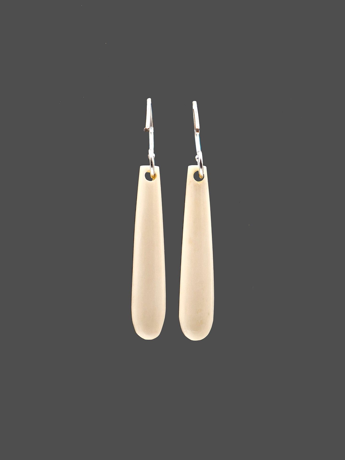 Moko Pounamu Bone & Sterling Silver Earrings - Kareponia