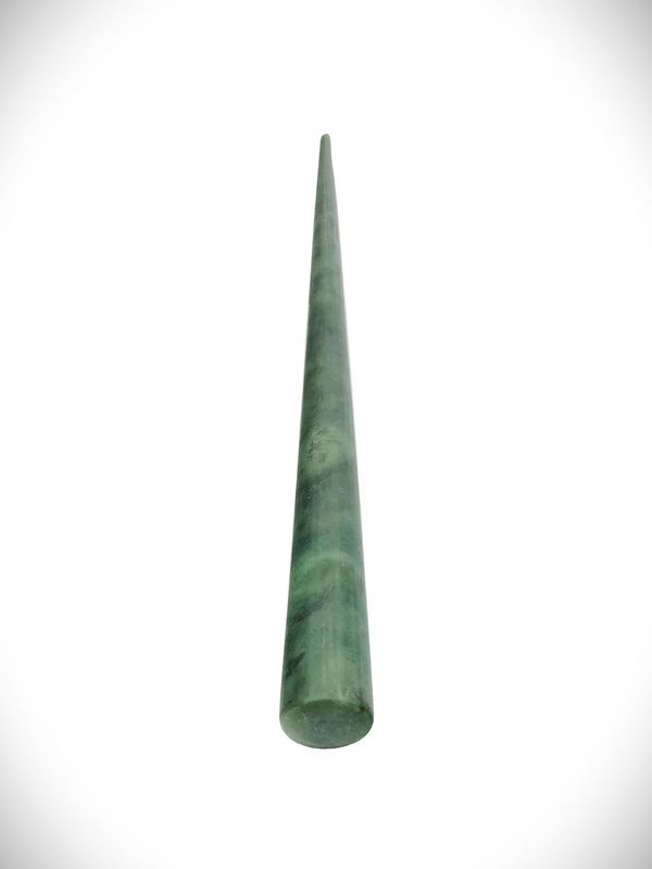 Moko Pounamu Heru NZ Genuine Kawakawa Greenstone - Tangonge Moko Pounamu Heru NZ Genuine Kawakawa Greenstone - Tangonge