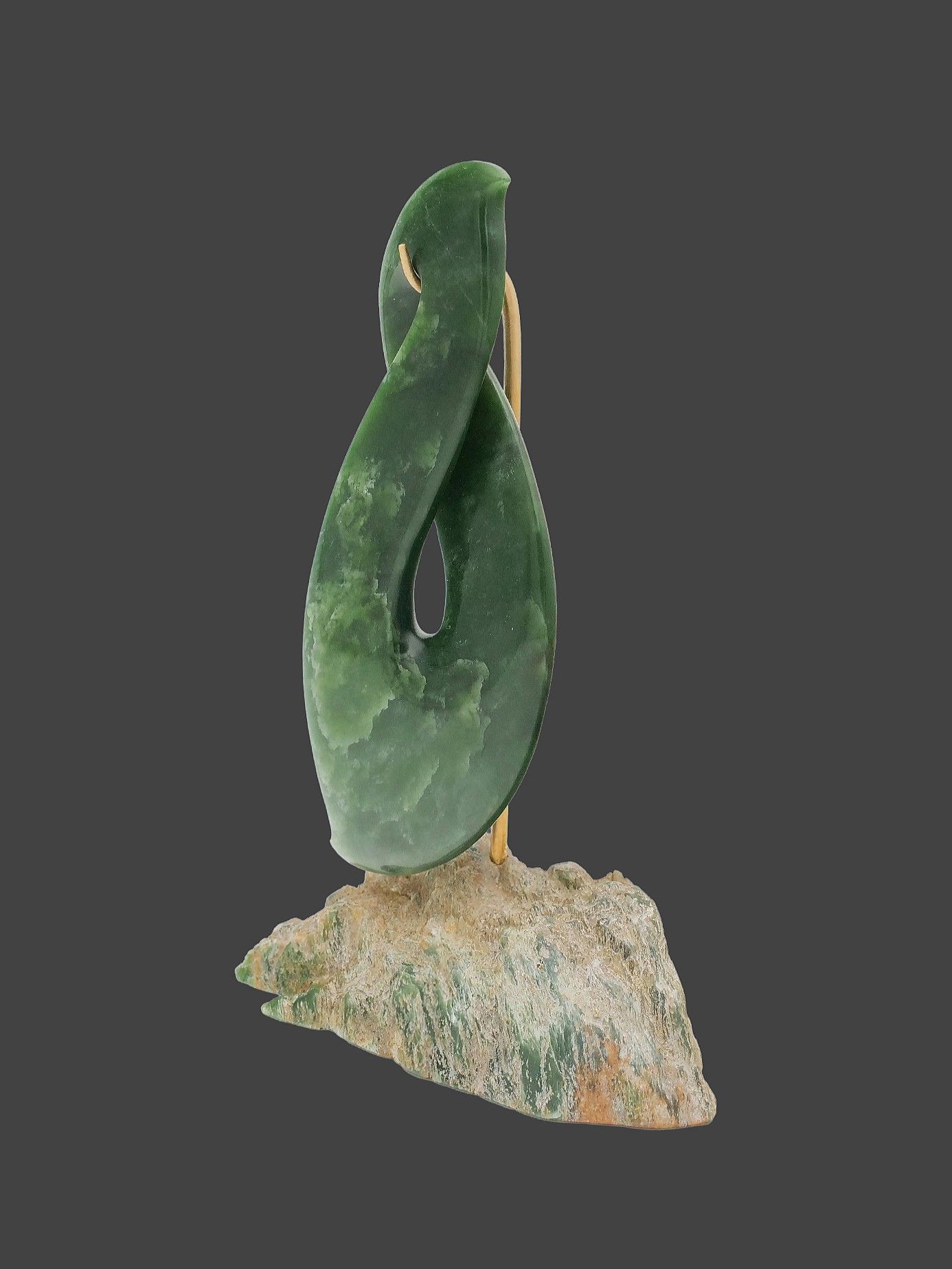 Moko Pounamu Pikorua (Twist) Sculpture NZ Genuine Kahotea & Inanga Flower Greenstone - Takahue