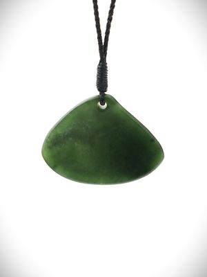 Moko Pounamu Pipi Shell Genuine NZ Kawakawa Greenstone - Mangatapu Moko Pounamu Pipi Shell Genuine NZ Kawakawa Greenstone - Mangatapu