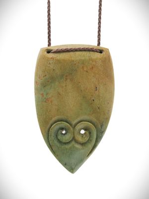 Moko Pounamu Rei Niho NZ Genuine Raukaraka Greenstone - Onamalutu