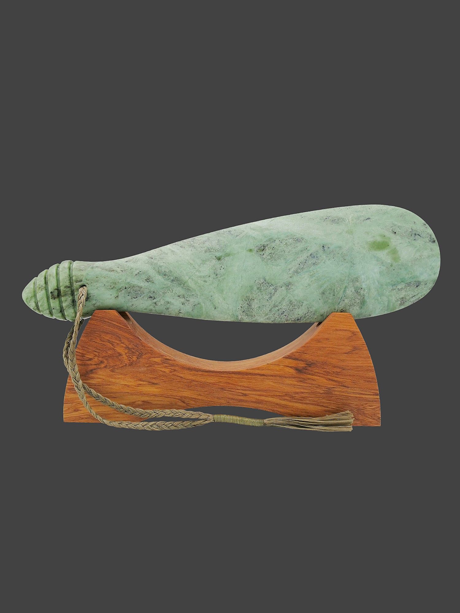Moko Pounamu Mere NZ Genuine Auhunga Pounamu - Awakaponga
