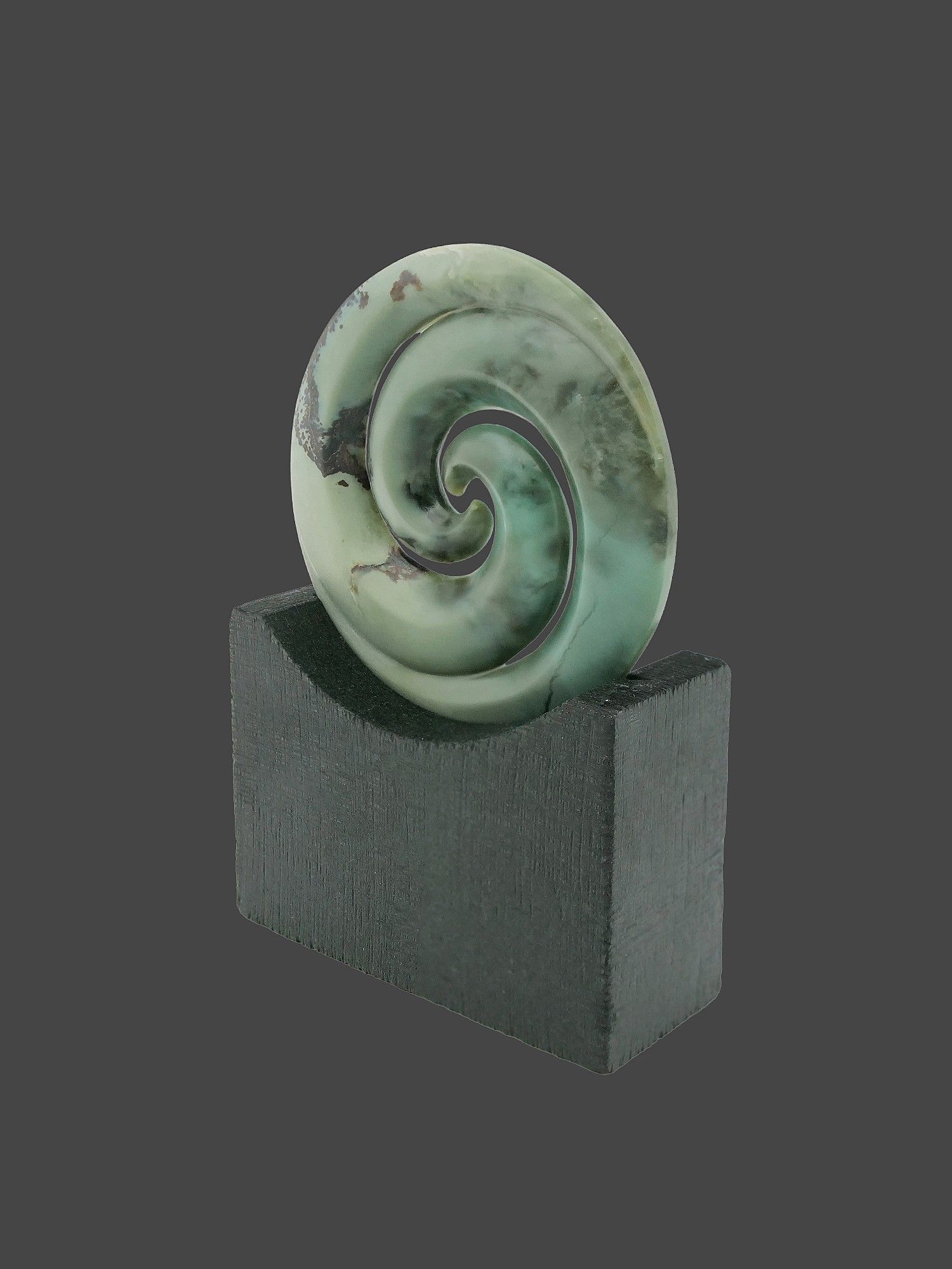 Moko Pounamu Double Koru Sculpture NZ Genuine Inanga Greenstone - Nihotupu