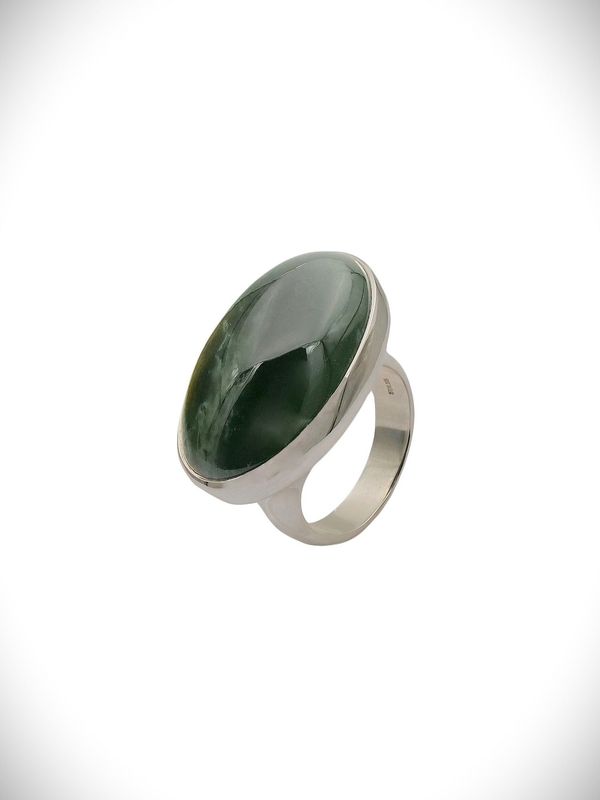 Moko Pounamu Gilt Jewellery Kawakawa Flower Pounamu & Sterling Silver Ring - Patumahoe