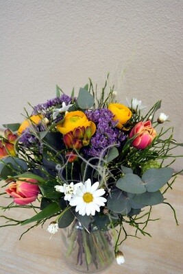 bunter Frühlingsstrauss