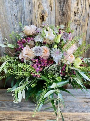 Blumenstrauss natürlich rosa-lachs