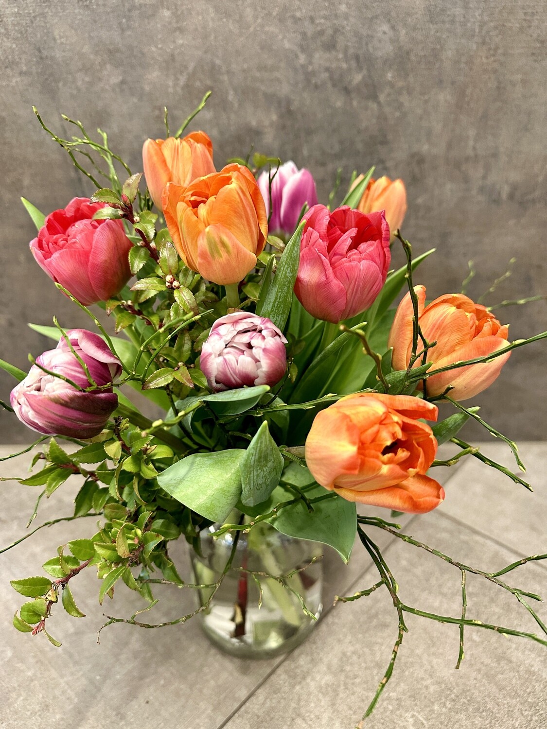 Bunter Tulpenstrauss