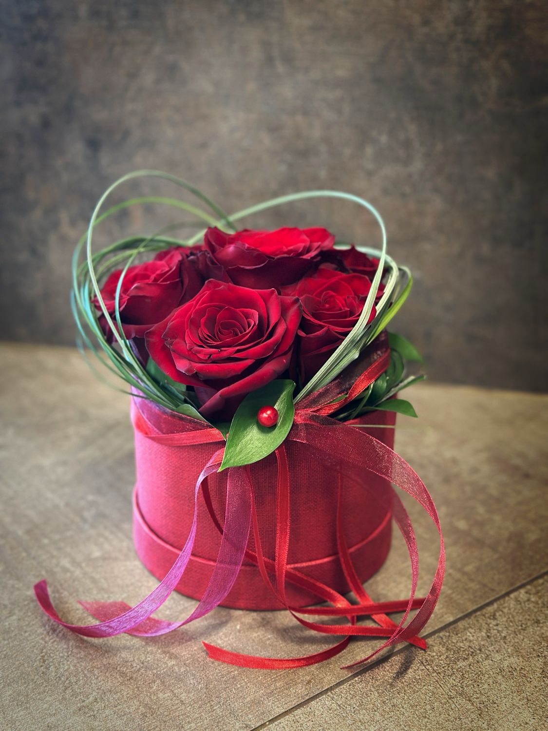 Roses in a Box (6 Rosen)