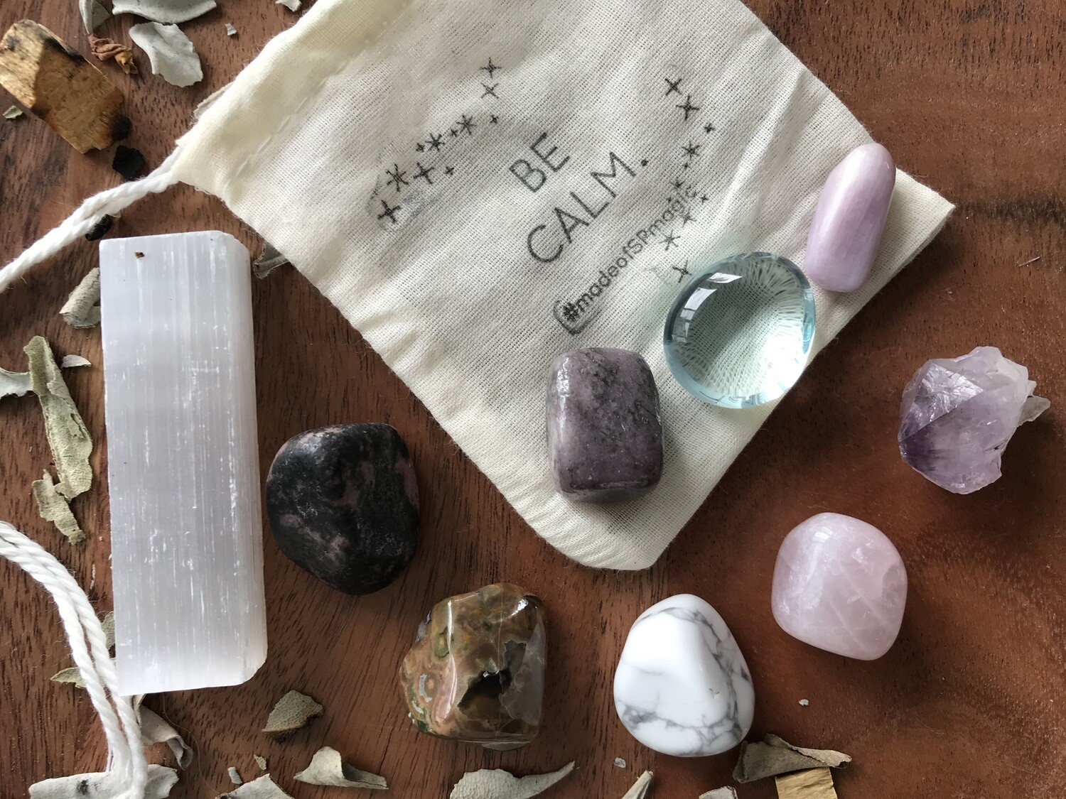 The "Be Calm" Crystal Healing Set