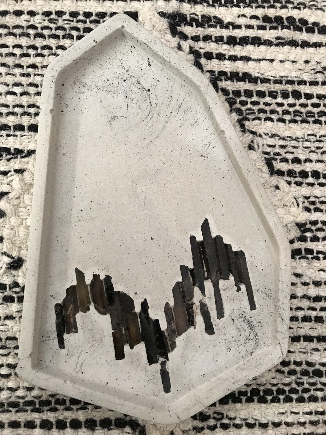 S|P Crystal Infused Concrete Geometric Catch-all S|P Crystal Infused Concrete Geometric Catch-all