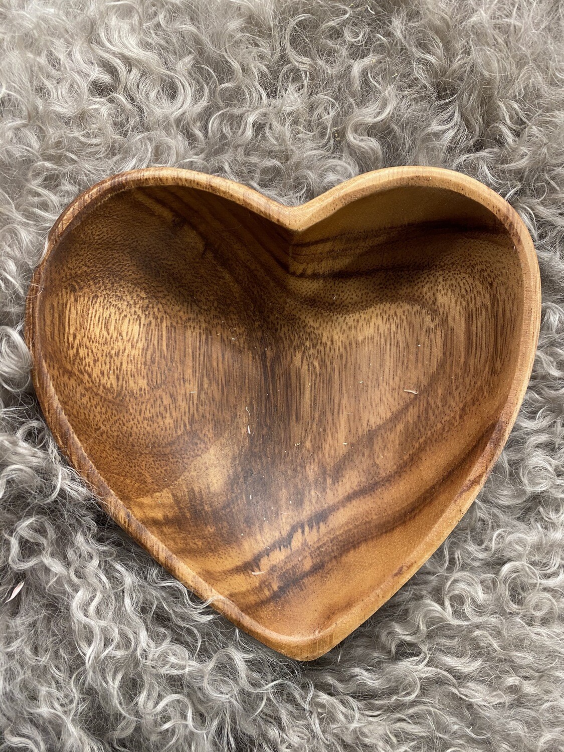 Acacia Wood Heart Bowl Acacia Wood Heart Bowl