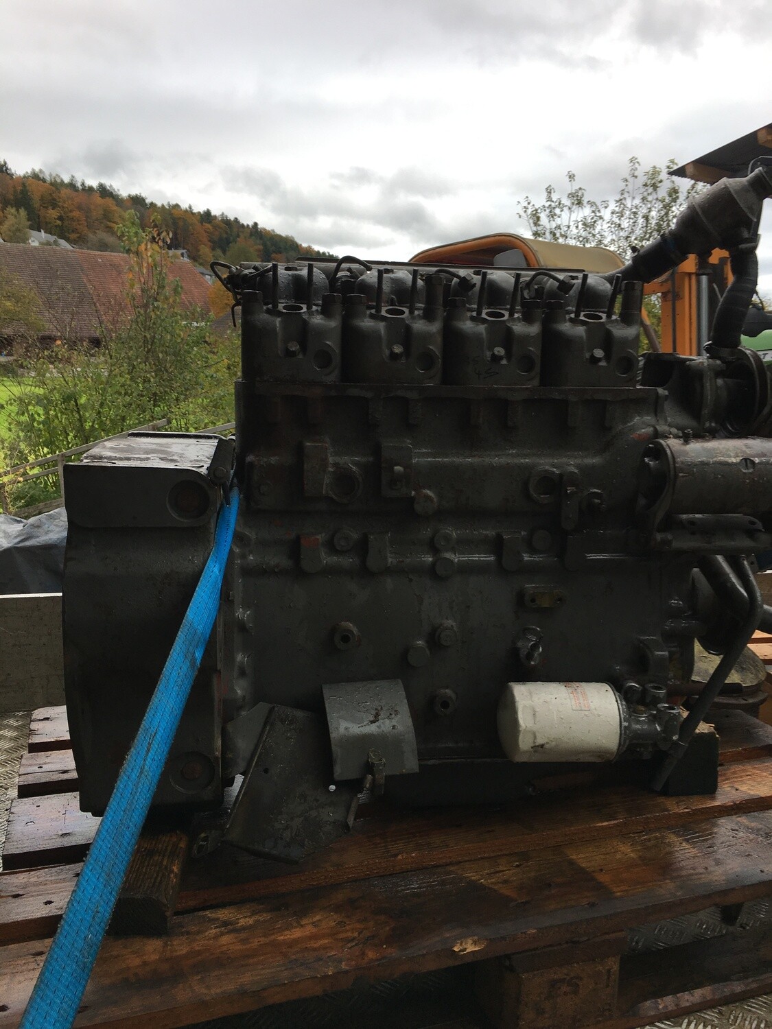 Motor 4 Zylinder MWM zu FENDT 4S