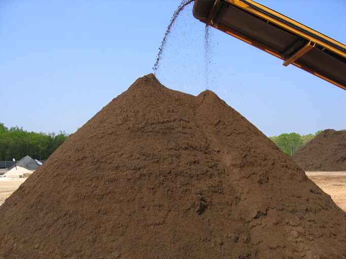 Delivered Premium Bulk Topsoil (Per Yard)