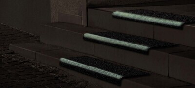 Safety treads for stairs 