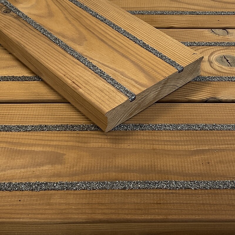 Thermodeck Pine anti slip decking